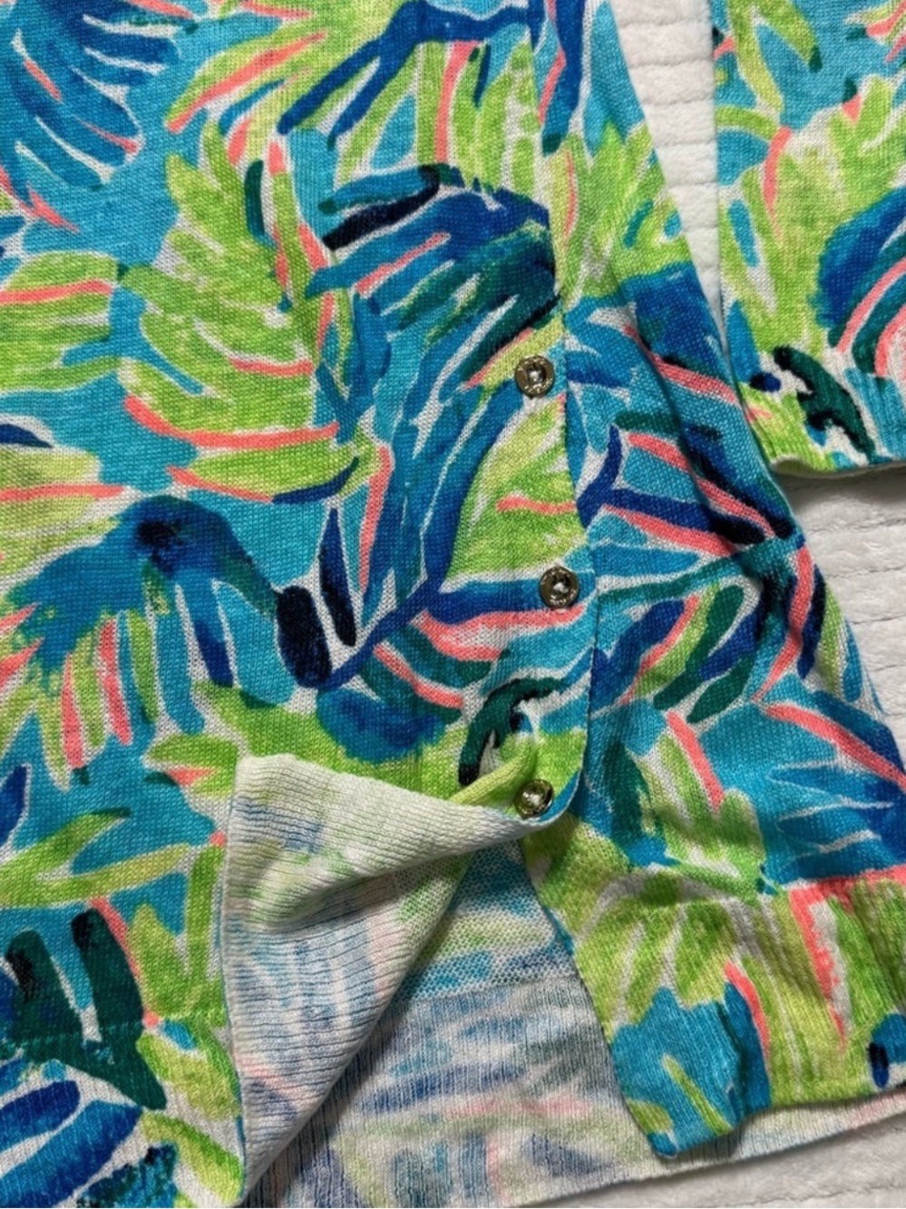 Lilly Pulitzer Blue Green Pink Tropical Leaf V-Neck Long Sleeve Top - Picture 6 of 11